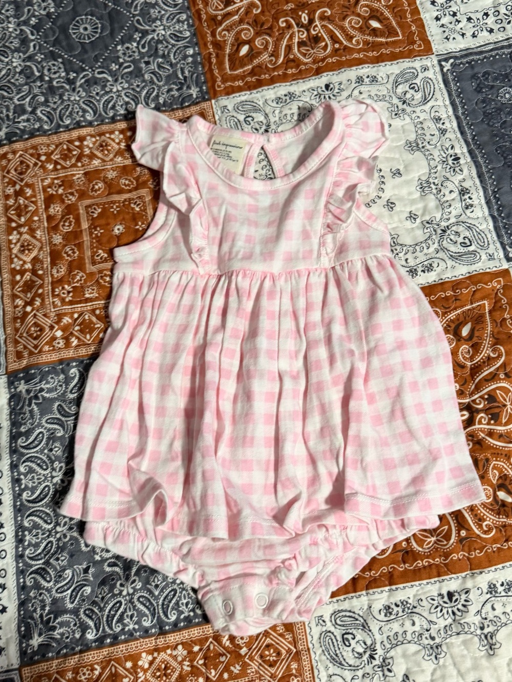First Impressions Baby Girl Size 12 months Pink Gingham Ruffle Romper Bodysuit